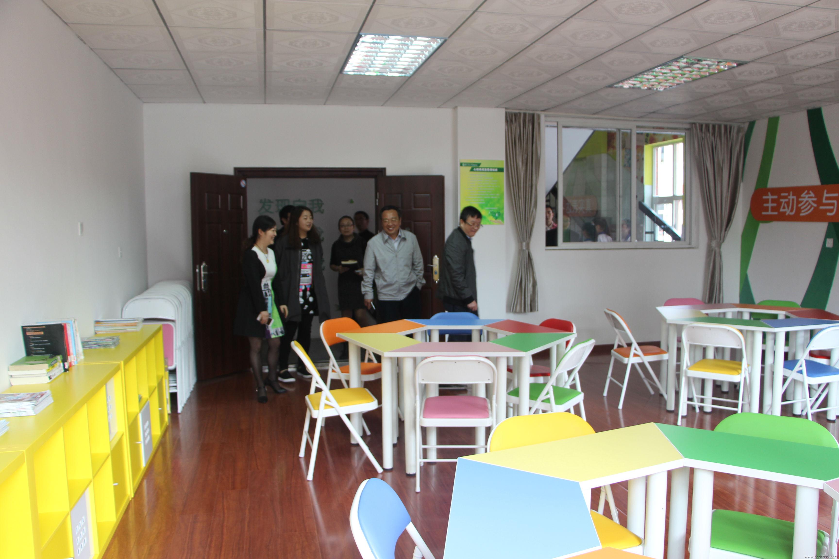 查看团体辅导室2.jpg